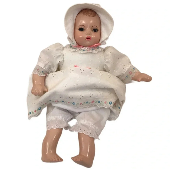 Antique Doll - Picture 4 of 13